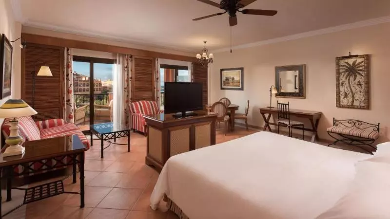 سوییت جونیور با چشمانداز دریا, Sheraton Fuerteventura Golf & Spa Resort