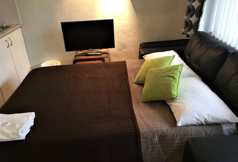 스탠다드 스튜디오, Ultimate Apartments Bondi Beach