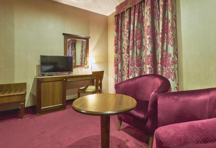 스탠다드 룸, Yantra Grand Hotel