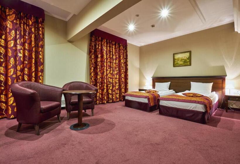 스탠다드 룸, Yantra Grand Hotel