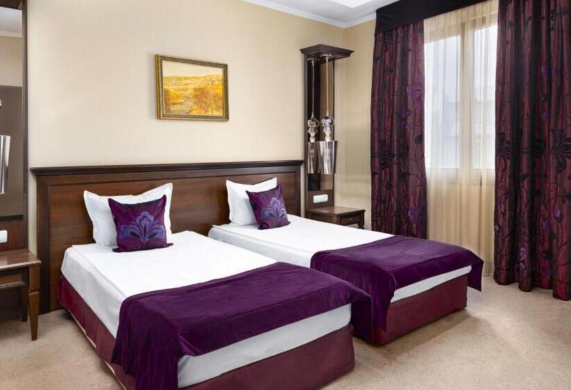 스탠다드 룸, Yantra Grand Hotel