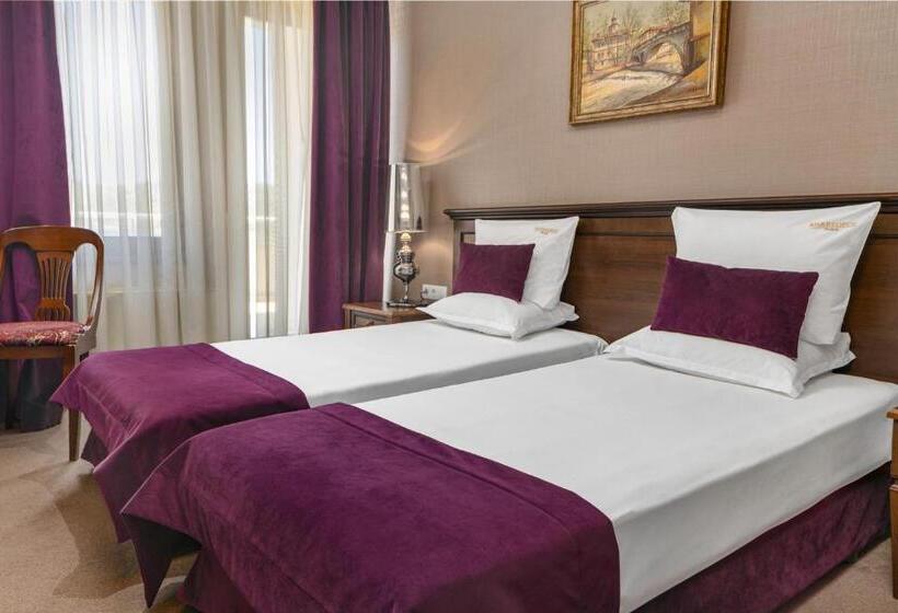 침실 2개 스위트, Yantra Grand Hotel