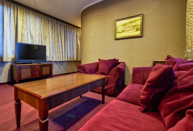 침실 2개 스위트, Yantra Grand Hotel