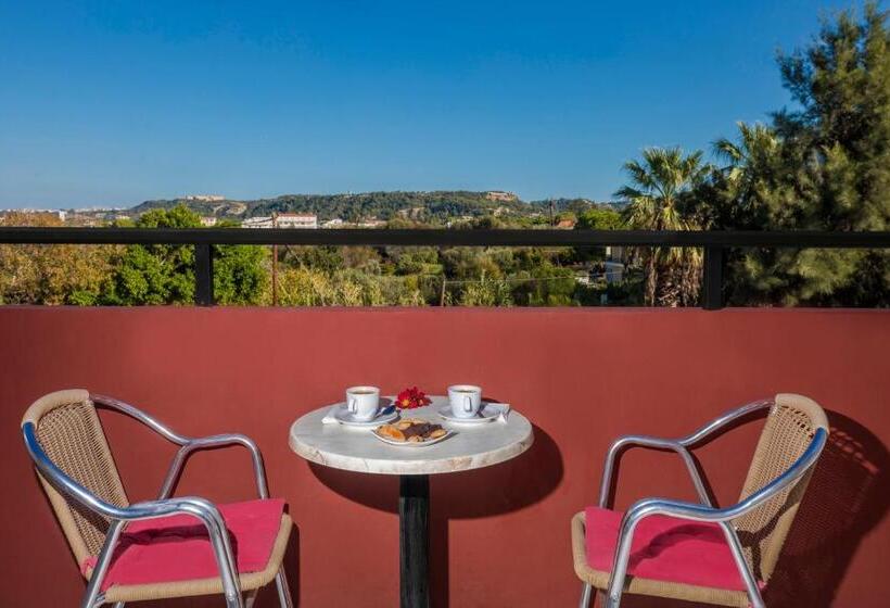 스탠다드 스튜디오, Alea Hotel Apartments