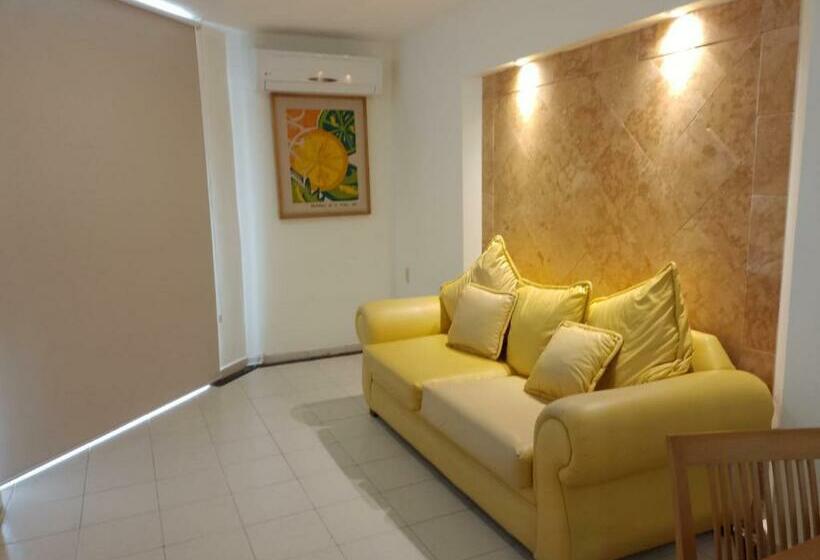 디럭스 주니어 스위트, Angeles Suites & Hotel