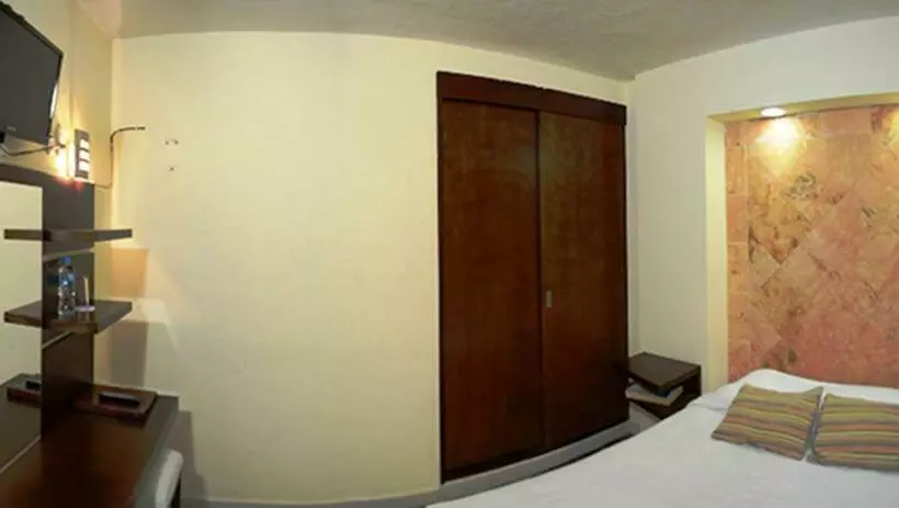 ２ベッドスイートルーム, Angeles Suites & Hotel