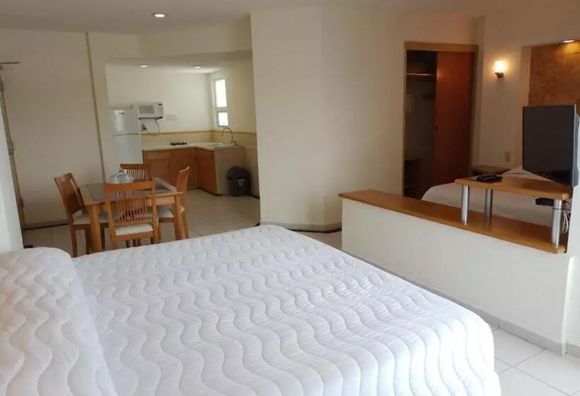 デラックスジュニアスイート, Angeles Suites & Hotel