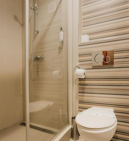 Family Suite, Atrium Hotel   Family Friendly