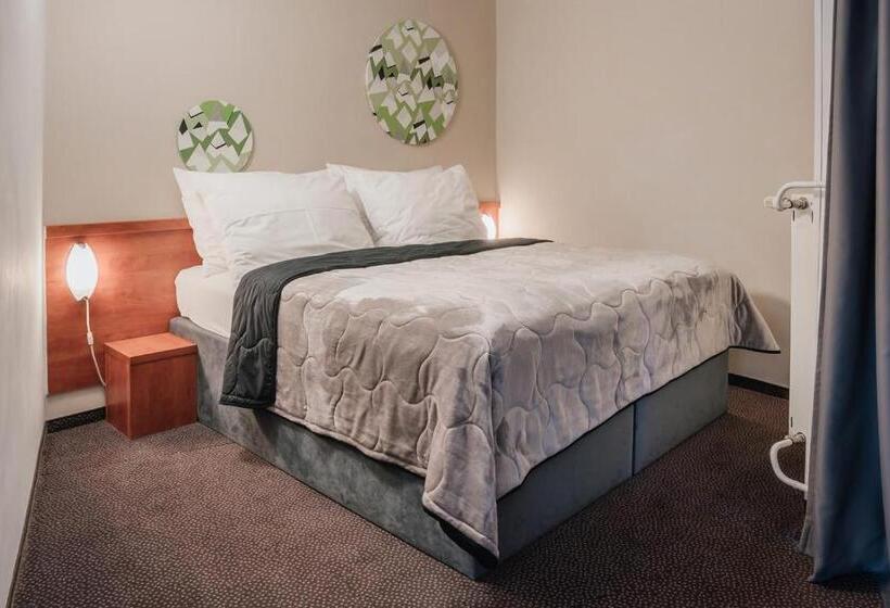 Номер Стандарт Плюс, Atrium Hotel   Family Friendly