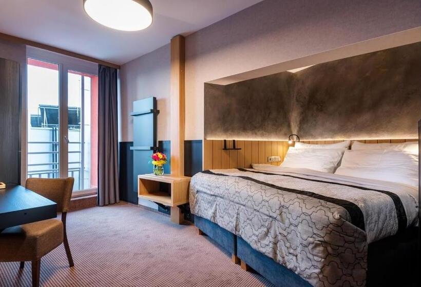 Номер Стандарт, Atrium Hotel   Family Friendly