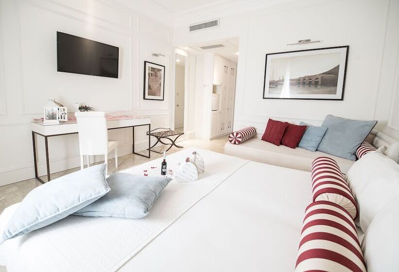 חדר דלוקס לשלושה, Baglio Basile