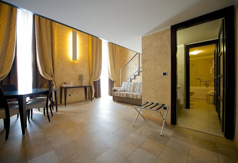 اتاق خانوادگی, Best Western Crystal Palace