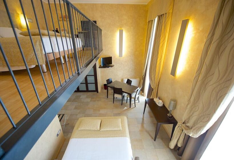 اتاق خانوادگی, Best Western Crystal Palace