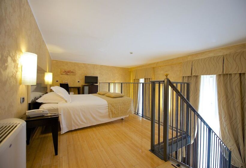 اتاق خانوادگی, Best Western Crystal Palace