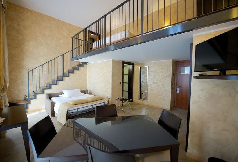 اتاق خانوادگی, Best Western Crystal Palace