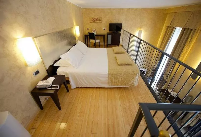 اتاق خانوادگی, Best Western Crystal Palace