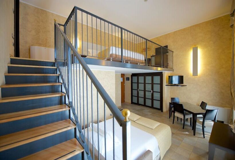 اتاق خانوادگی, Best Western Crystal Palace