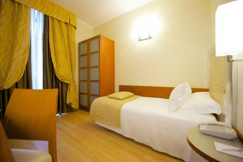 اتاق استاندارد یک نفره, Best Western Crystal Palace