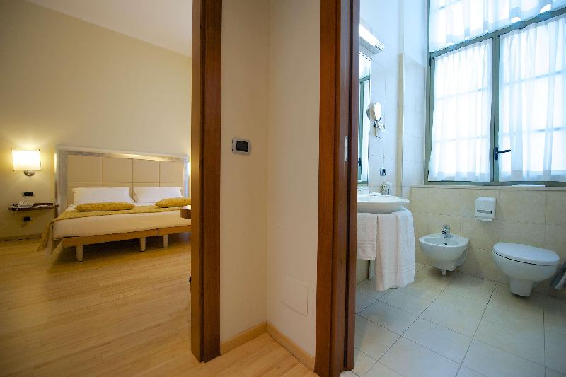 اتاق استاندارد سه نفره, Best Western Crystal Palace