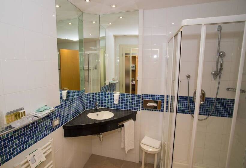 اتاق راحتی, Best Western Palace Inn