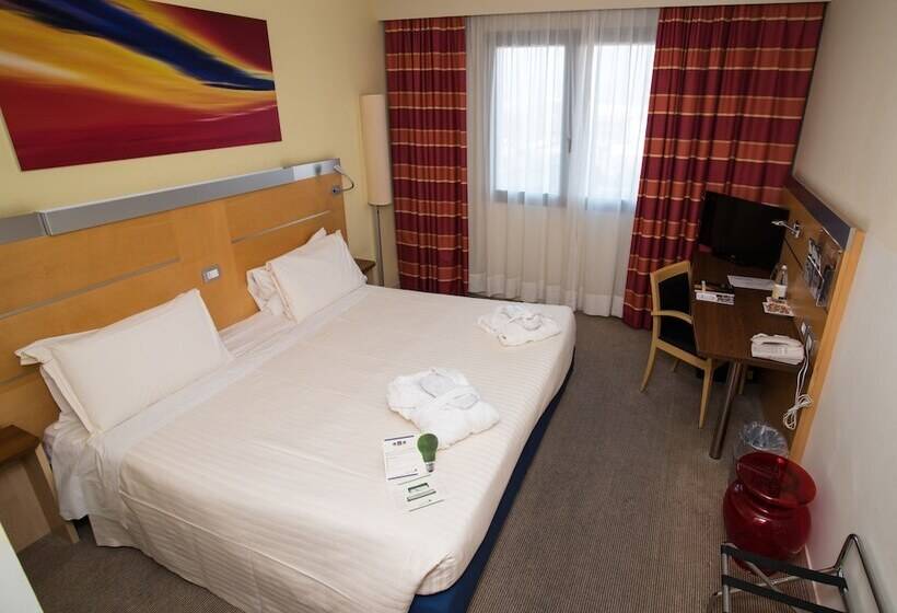 اتاق راحتی, Best Western Palace Inn