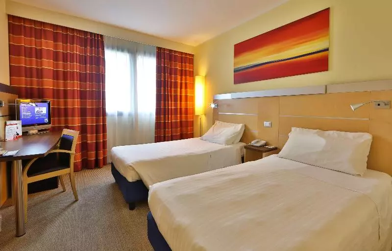 اتاق استاندارد, Best Western  Palace Inn
