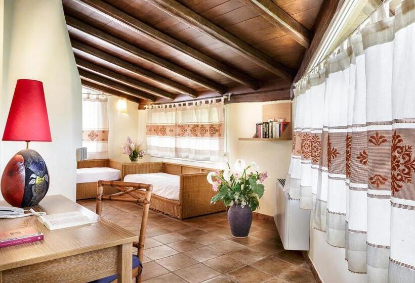 سوییت با چشمانداز دریا, Cruccùris Resort Adults Only