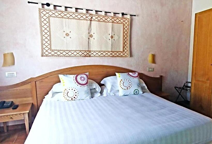 اتاق اکونومی, Cruccùris Resort Adults Only