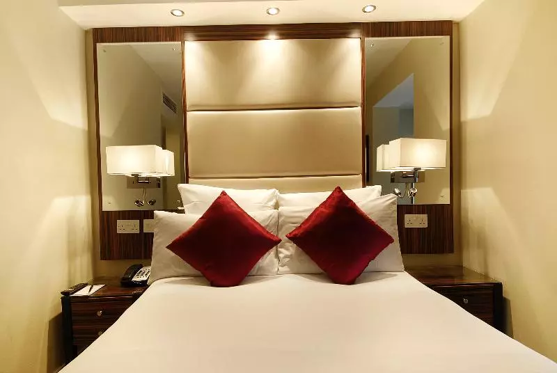 スーペリアールーム, Grand Royale Hyde Park