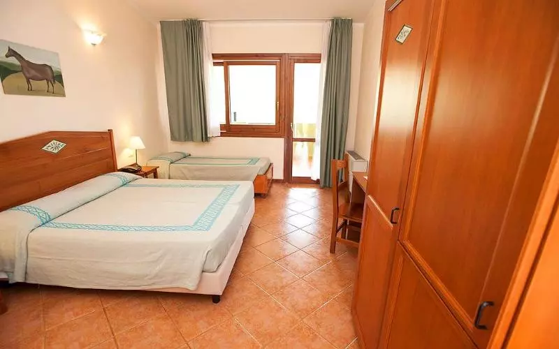 اتاق استاندارد سه نفره, Ih Hotels Le Zagare Resort