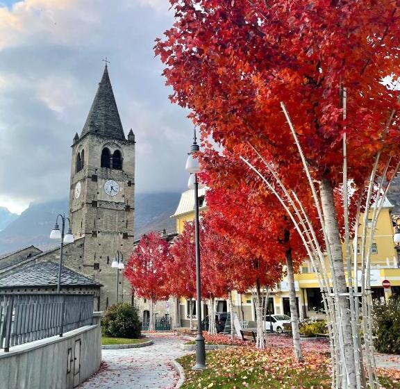 غرفة كلاسيكية ثلاثية, Miramonti