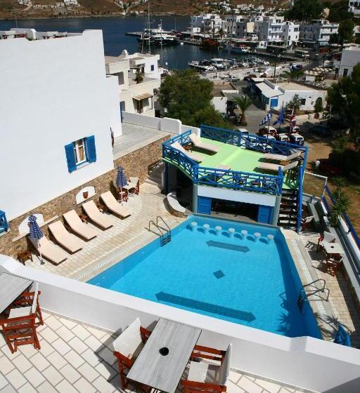 اتاق استاندارد سه نفره, Poseidon