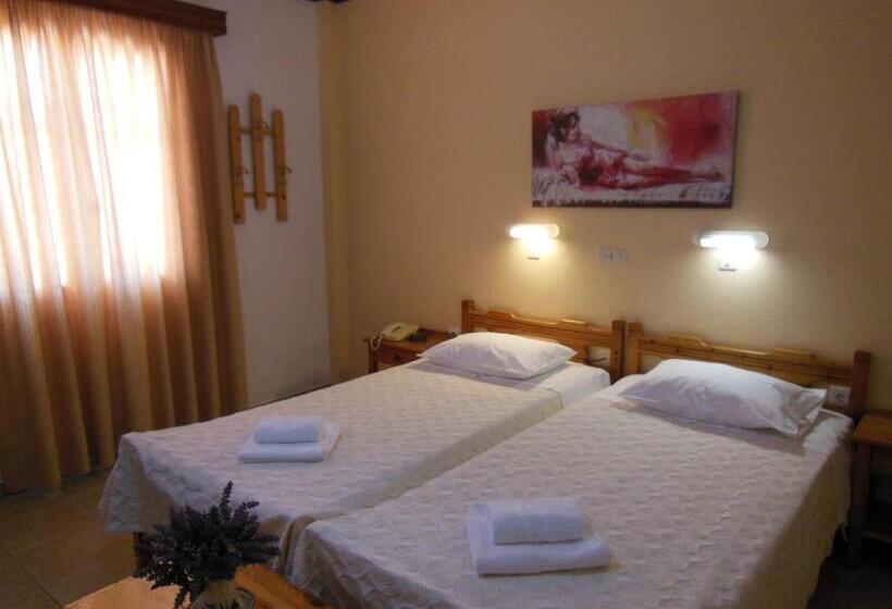 اتاق استاندارد سه نفره, Poseidon