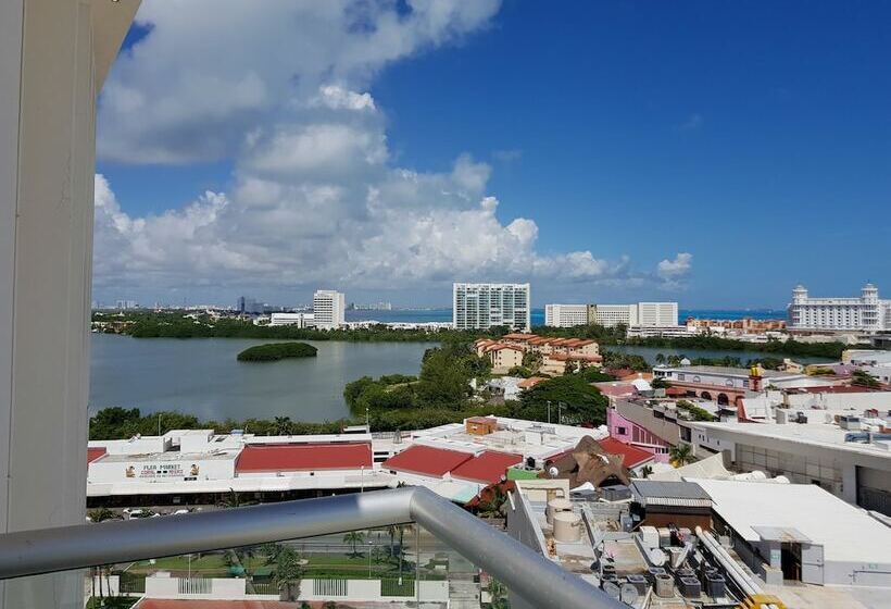 Standardrum Sjöutsikt, Salvia Cancun Aparts