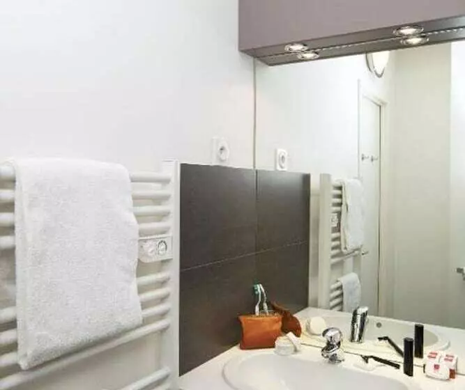 １ベッドルームプレミアムアパートメント, Sejours & Affaires Courbevoie Grande Arche