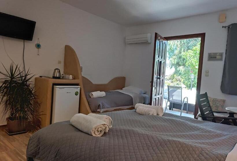 Номер Стандарт Трехместный, Naxos Summerland Resort