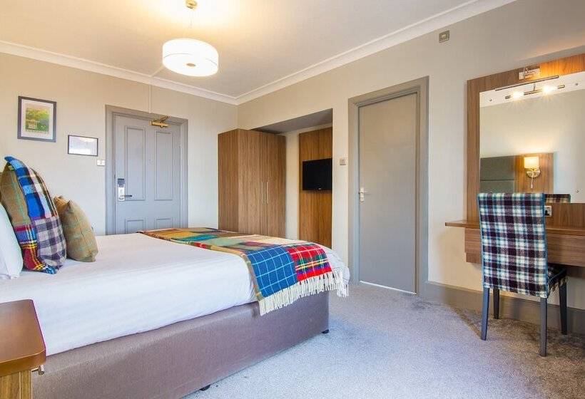 Quarto Estandar, The Yorkshire