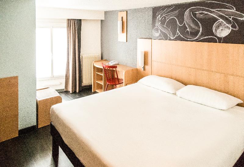 주니어 스위트, The Yorkshire