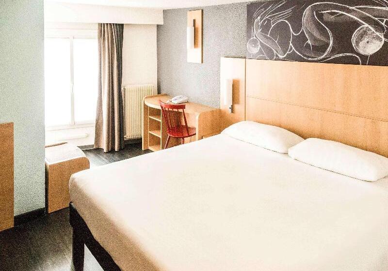 주니어 스위트, The Yorkshire