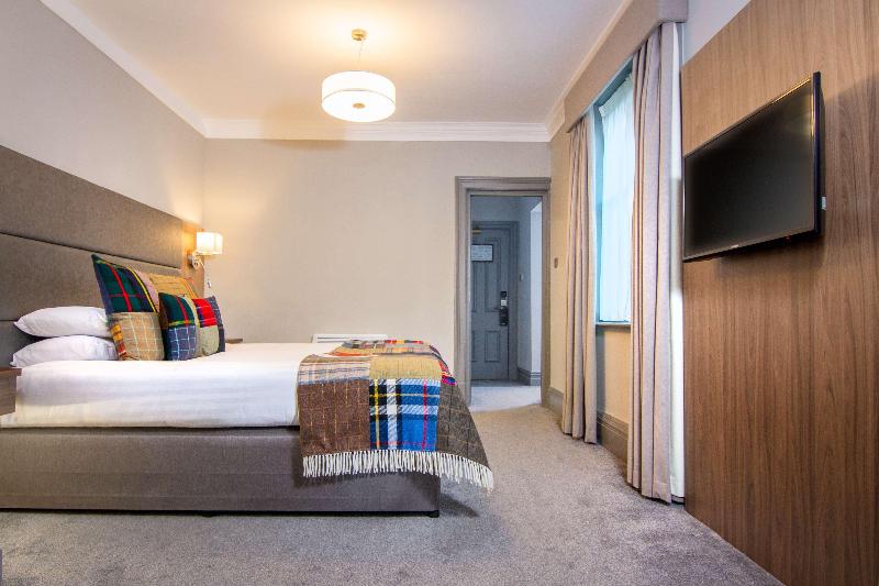 주니어 스위트, The Yorkshire