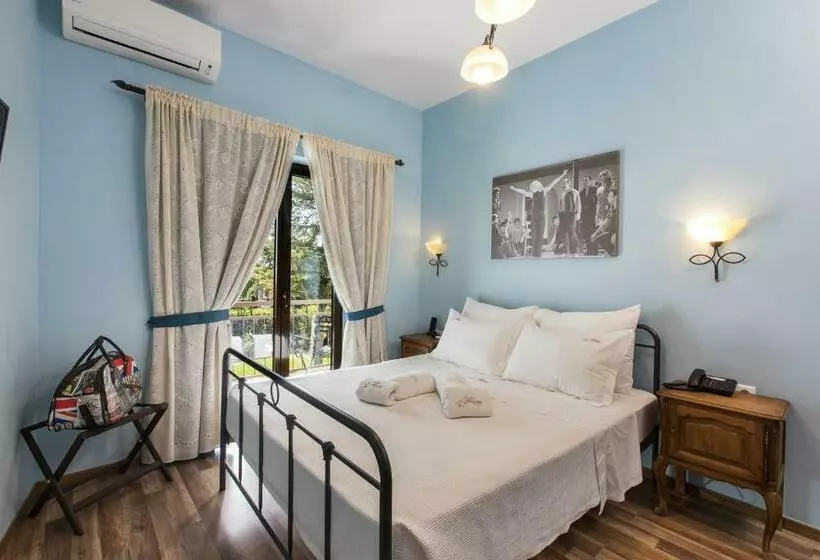 クラシックルーム, Theatro Hotel Odysseon