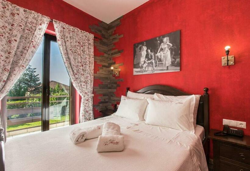 古典房间, Theatro Hotel Odysseon