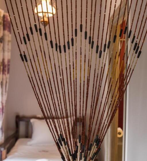 带阳台的豪华间, Theatro Hotel Odysseon