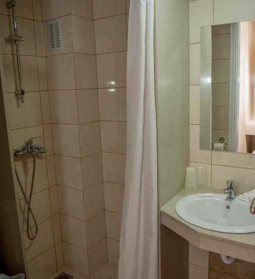 Номер Стандарт Трехместный, Zeus