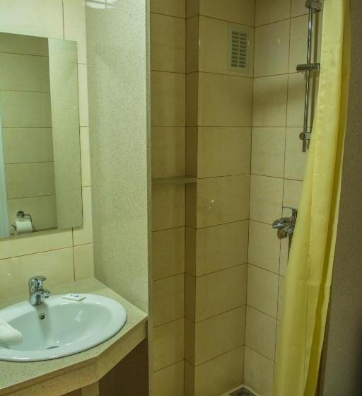 Номер Стандарт Трехместный, Zeus