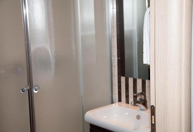 Семейный Номер Superior, Zeus