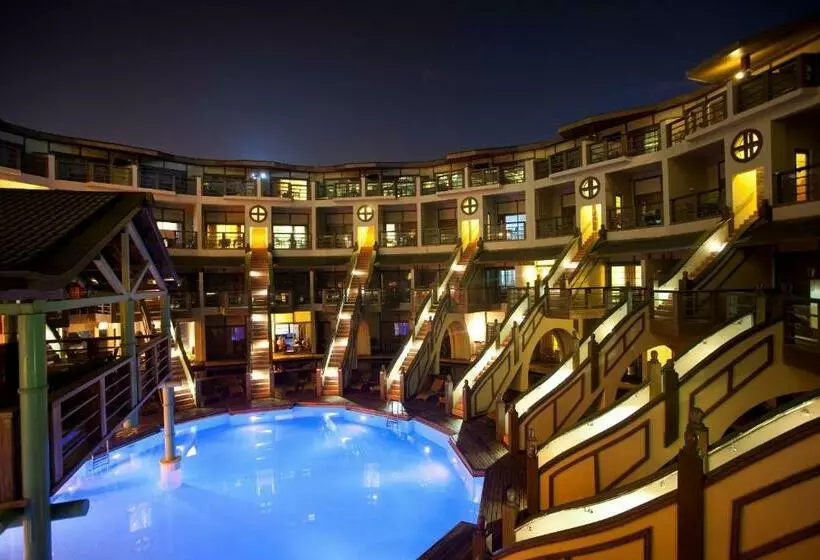 اتاق لوکس با وان آب گرم, Limak Lara Deluxe Hotel & Resort Antalya