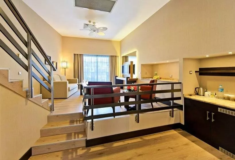 اتاق لوکس با وان آب گرم, Limak Lara Deluxe Hotel & Resort Antalya