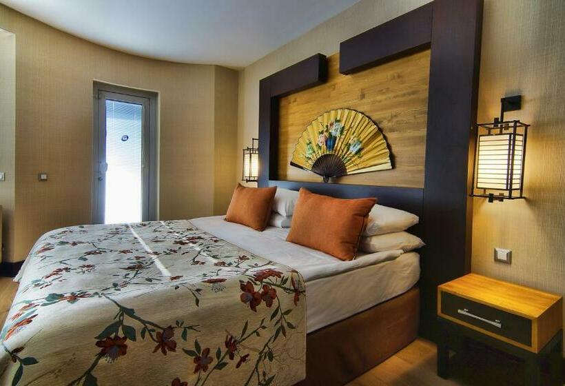 바다전망 스위트 (자쿠지), Limak Lara Deluxe Hotel & Resort Antalya
