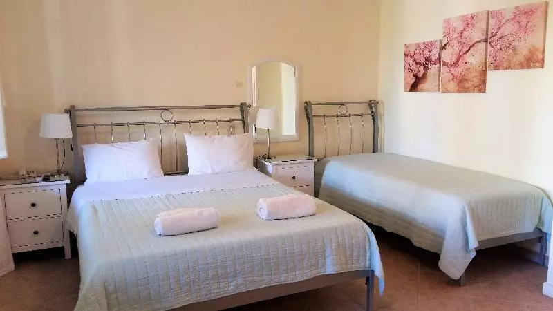 エコノミーワンルーム, Philippos Hotel Apartments
